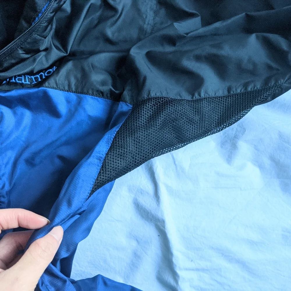 Marmot boys wind breaker jacket size S